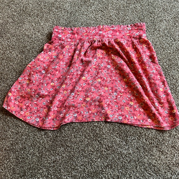Wallflower Dresses & Skirts - Wallflower woman’s junior skirt size Large